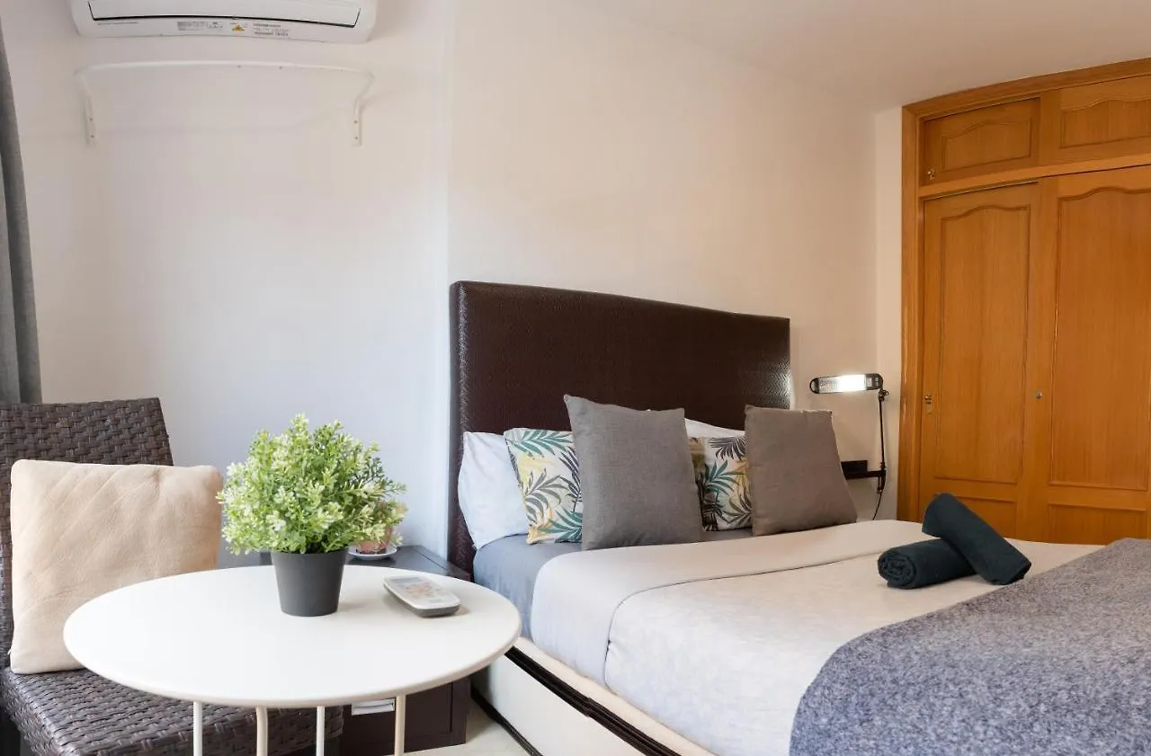 Homestay Galvez Rooms Spain